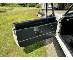 1970 (H) MGB Roadster - Chrome Wires & Overdrive - 18