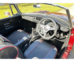 1974 MGB Roadster - 9