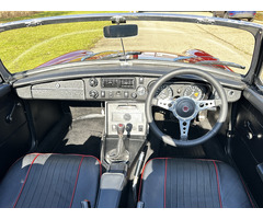 1974 MGB Roadster - 10