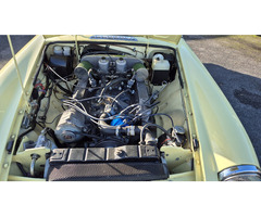 MGB V8 Roadster 1974 in Primrose - 5