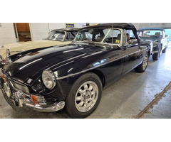 MGB HERITAGE SHELL, 1974, MIDNIGHT BLUE - 2