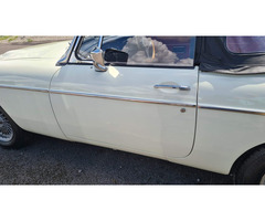 MGC Roadster 1968, Snowberry White, UK Car - 3