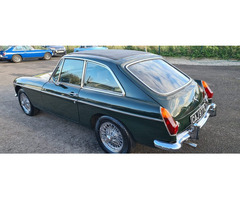 MGB GT 1973 in Dark Racing green.chrome wires - 6