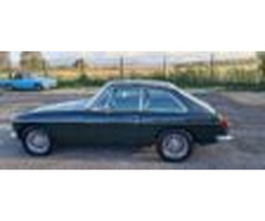 MGB GT 1973 in Dark Racing green.chrome wires - 7
