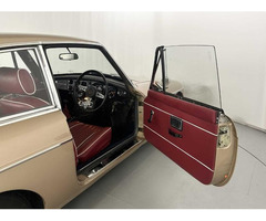 MG B 1972 Gold - 13