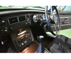 MG B GT Jubilee edition - 5