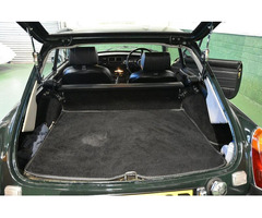 MG B GT Jubilee edition - 11