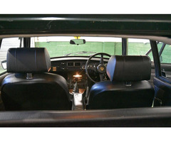 MG B GT Jubilee edition - 12